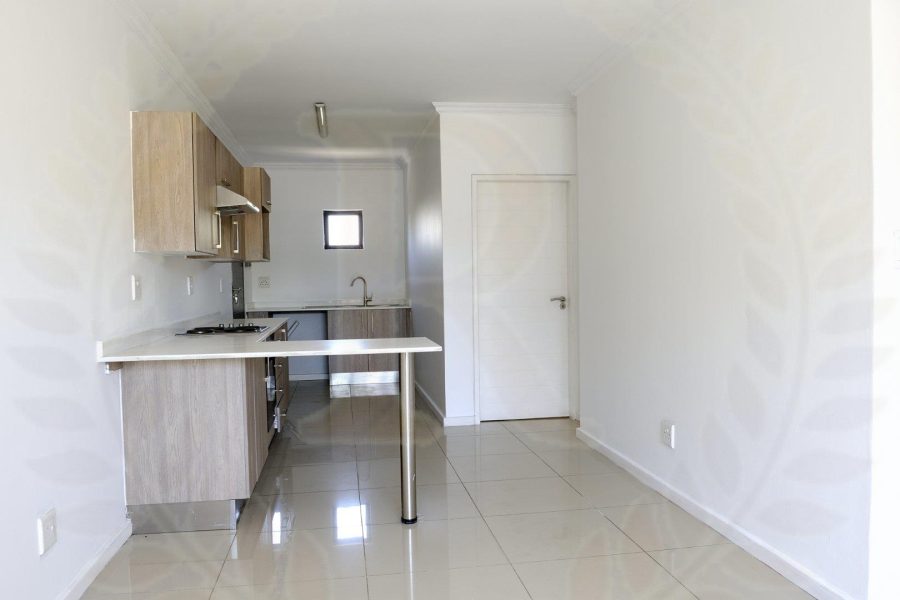 2 Bedroom Apartment : Flat for Sale in Halfway Gardens 14